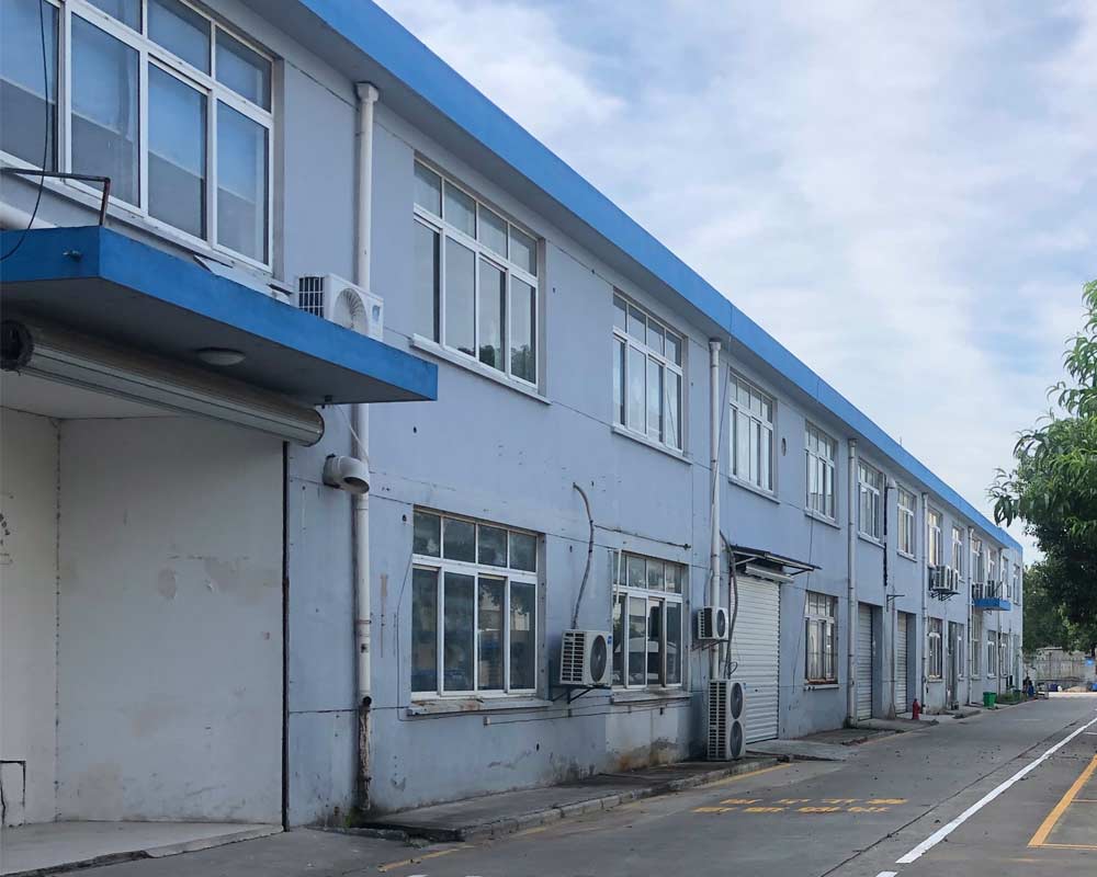 選擇鋁型材切割機設備廠家售后多重要?深刻“教訓”不止一次