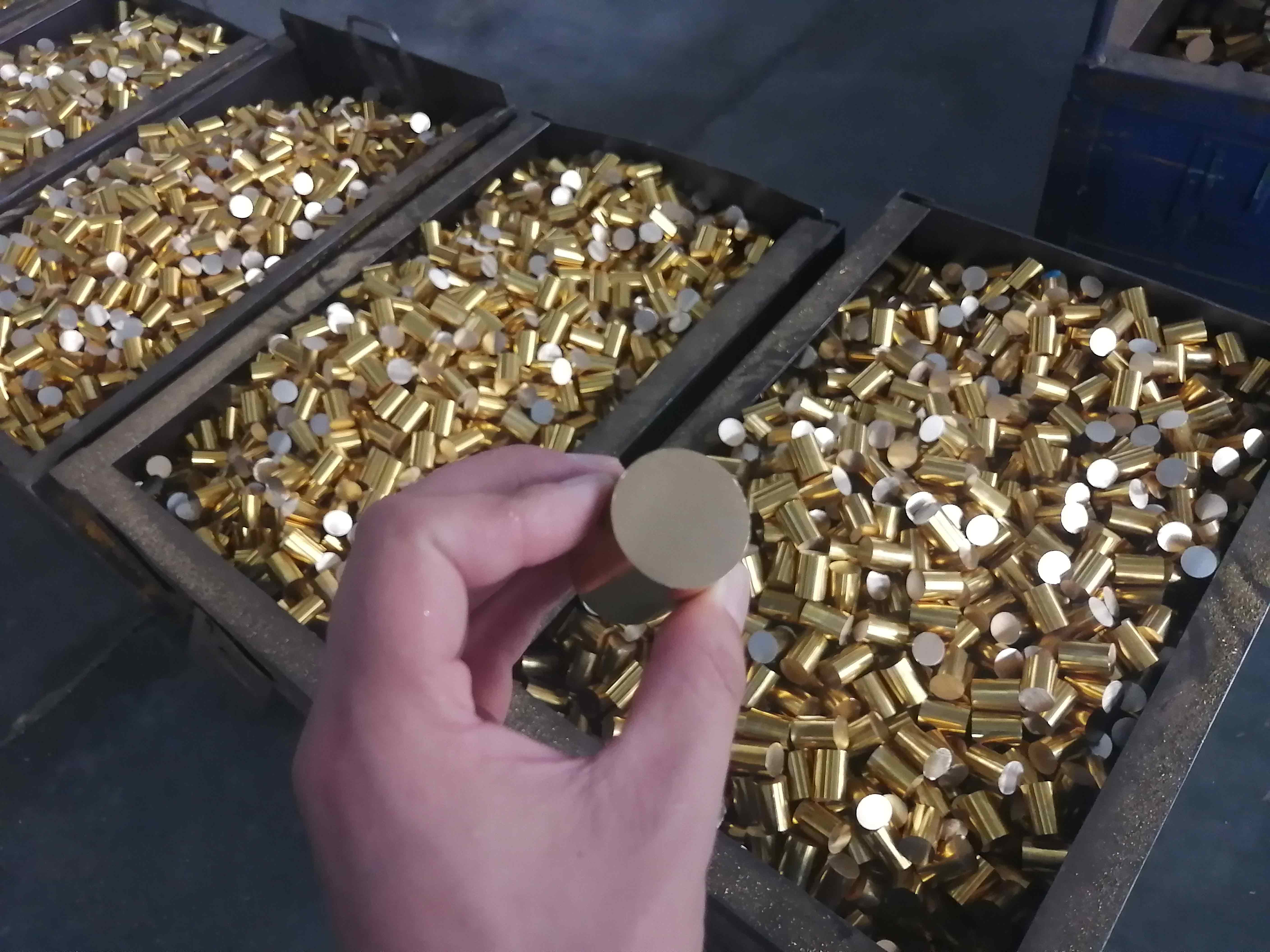 【南京】全自動銅材切割機SDY-Q300鋸切30mm小銅棒,客戶半年后下單了