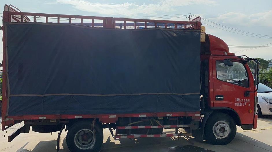 客戶復(fù)購(gòu)的第5、6臺(tái)鋁材切割機(jī)出庫(kù)了，節(jié)前發(fā)貨，節(jié)后售后調(diào)試