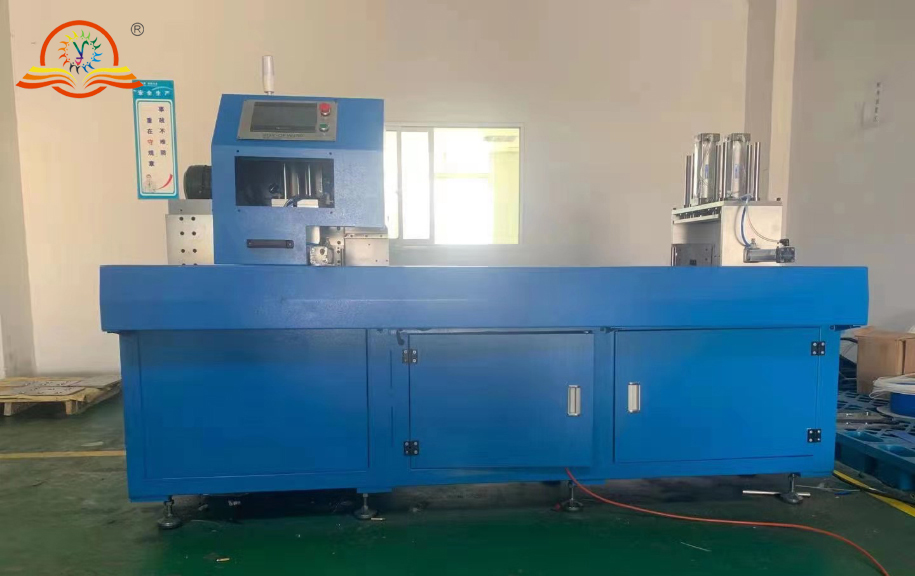 SDY-QFW450全自動(dòng)無尾料分離鋸切機(jī)